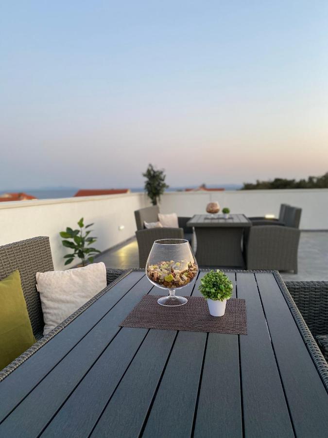 1oak rentals Vir Kültér fotó