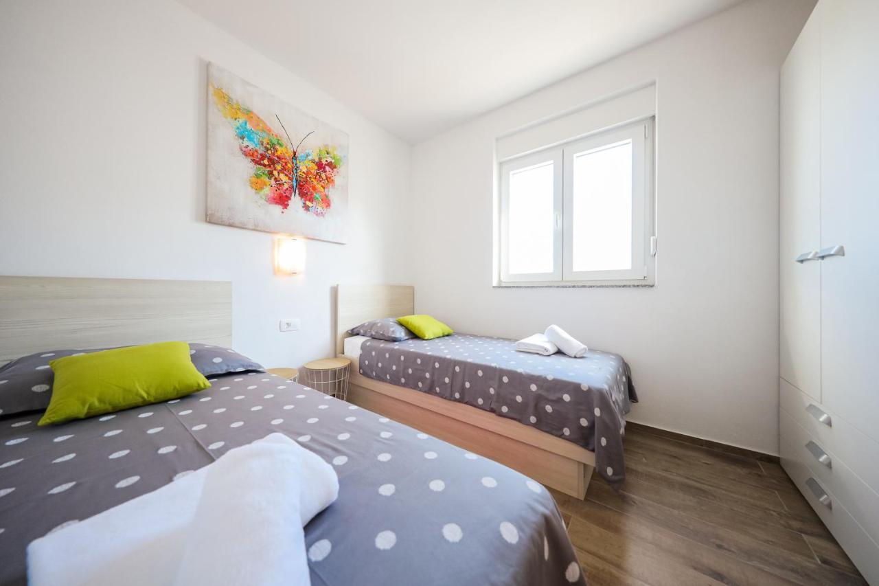 1oak rentals Vir Kültér fotó